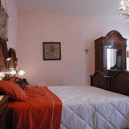 B&B Villa Bornancini Cinto Caomaggiore Værelse billede