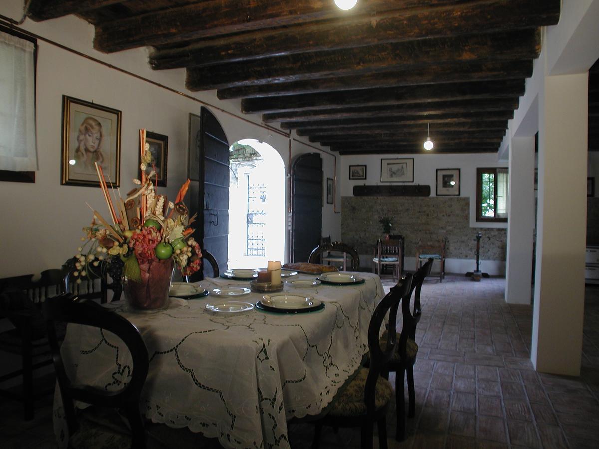 B&B Villa Bornancini Cinto Caomaggiore Eksteriør billede